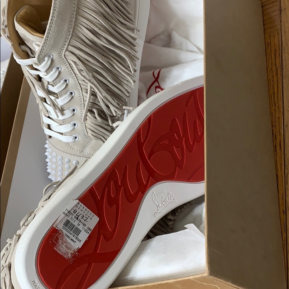 Red bottoms men